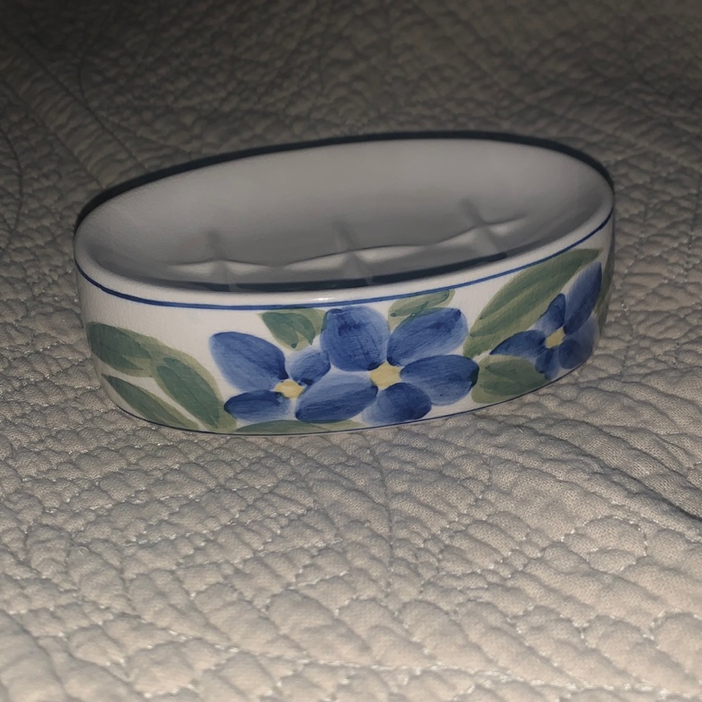 Vintage Laura Ashley Hand Painted Soap Dish